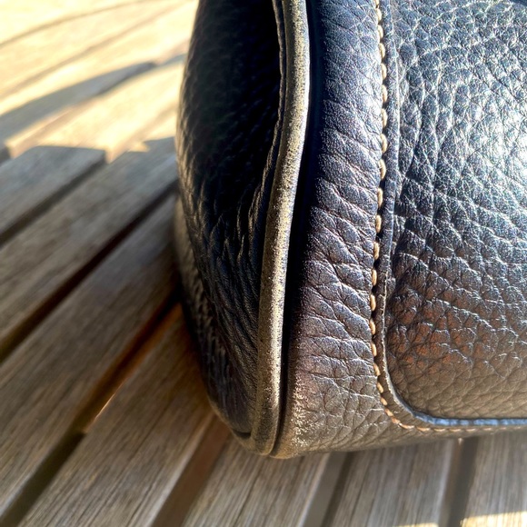 Michael Kors (not sure if authentic) real leather handbag Black. - Picture 5 of 6